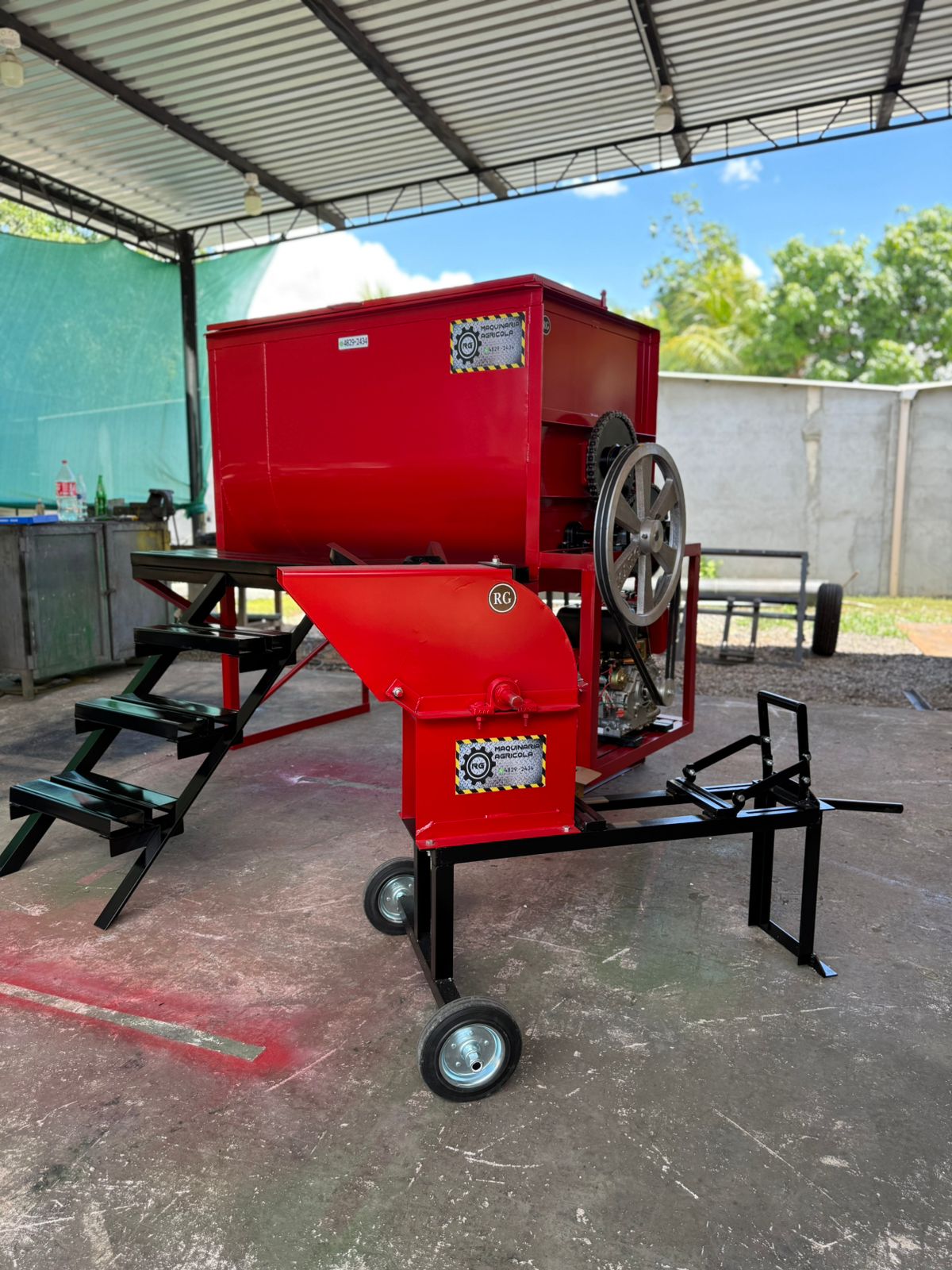 Mezcladora Horizontal Roja